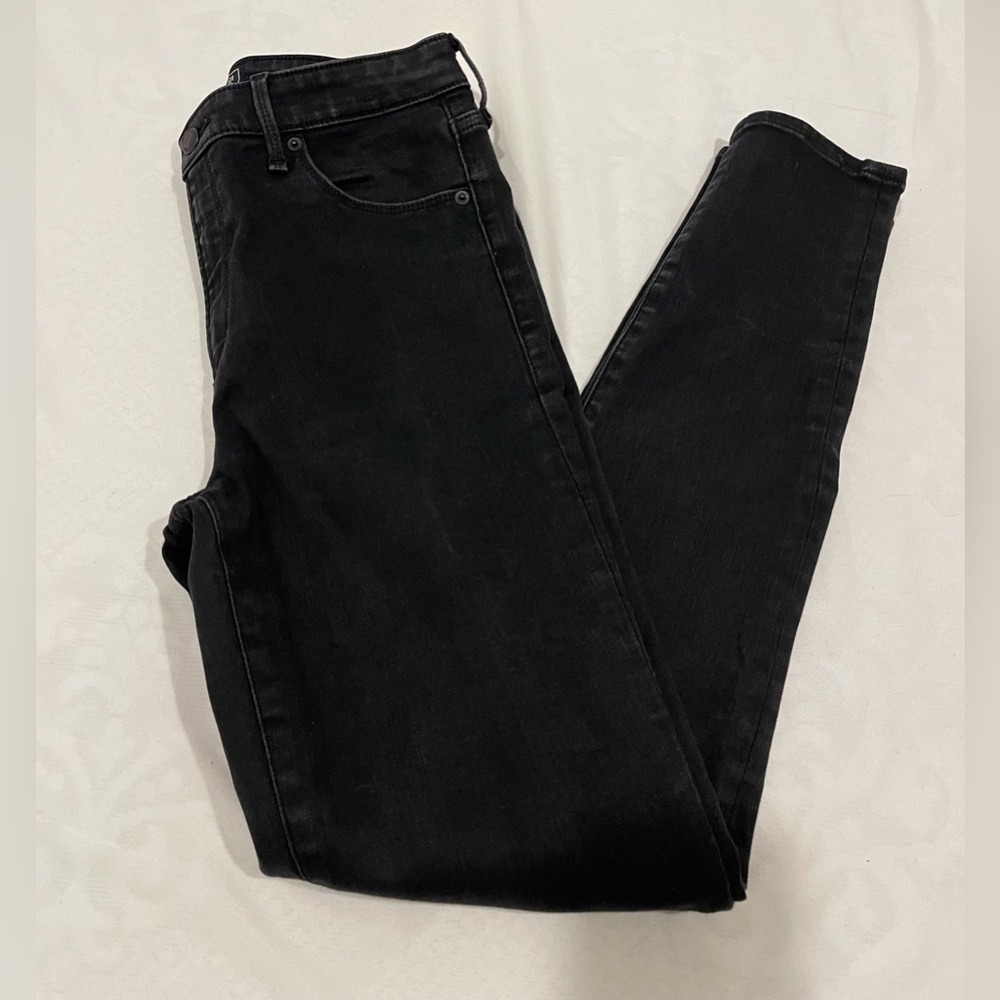 A & F- Simone high rise jeans